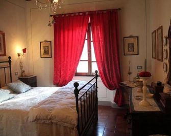 Palazzo Palesa B&b Dimora Storica - San Casciano Dei Bagni - Ložnice