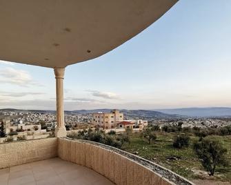Jerash Inn - Jerash - Balcony