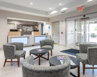 Holiday Inn Express & Suites Lagrange I-85 - La Grange - Salónek