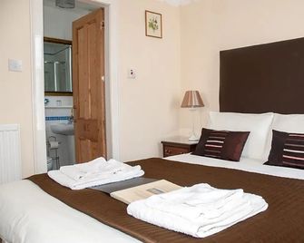 Lomond Guest House - Leven