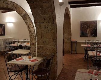 Hôtel Restaurant des Voyageurs - Nant - Restaurant