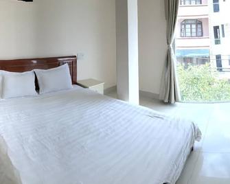 Nguyen Minh Hostel - Dalat - Bedroom