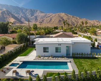 Palm Springs Paradise view with Large Pool and SPA. - Palm Springs - Piscina