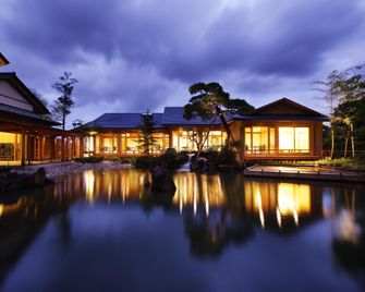 Yumotoya Ryokan - Niigata - Εστιατόριο