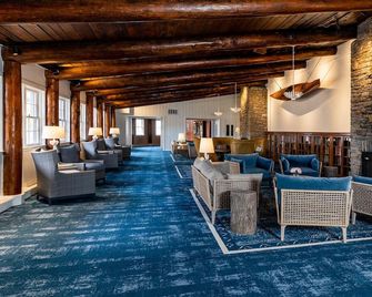 Mission Point Resort - Mackinac Island - Lounge