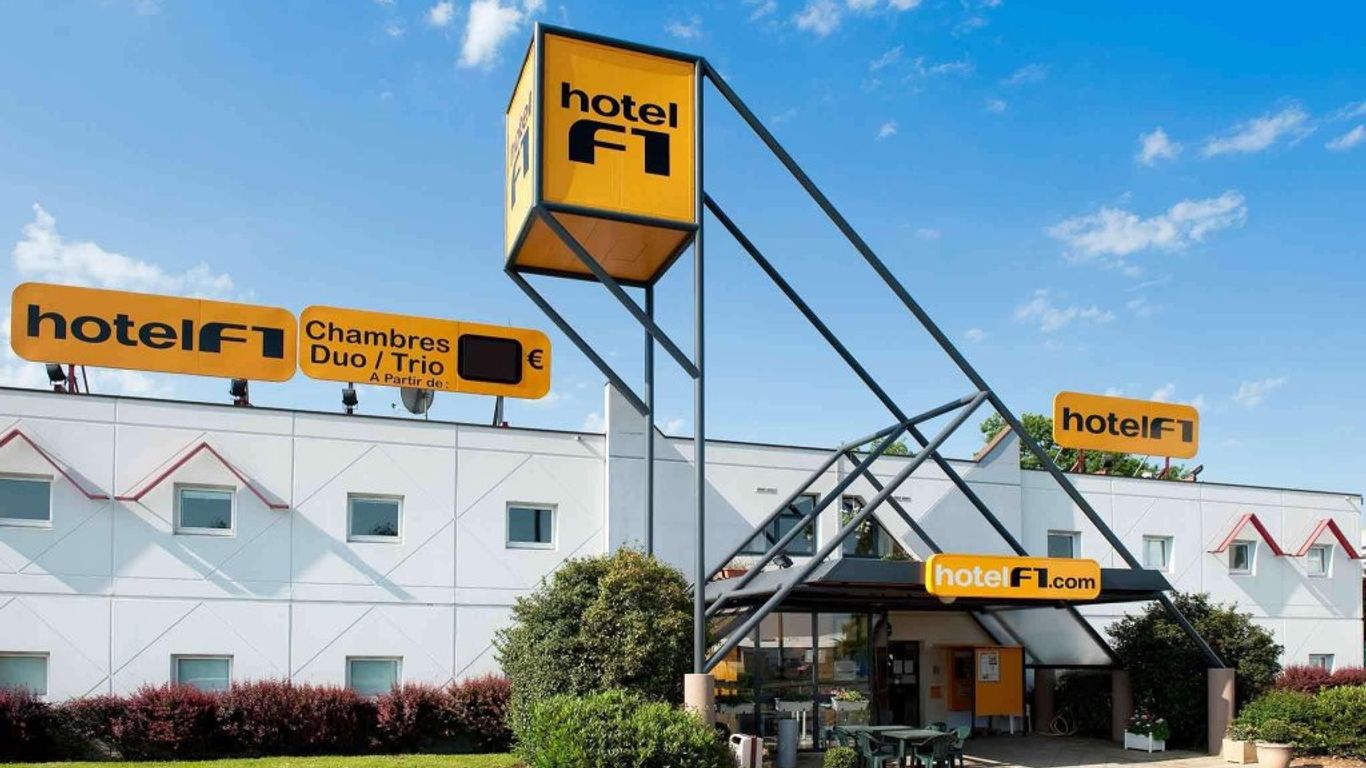 Hotelf1 Narbonne Sud