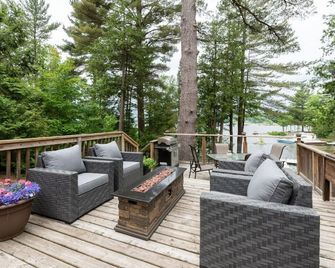 Muskoka Family Retreat on Sparrow Lake - Gravenhurst - Patio