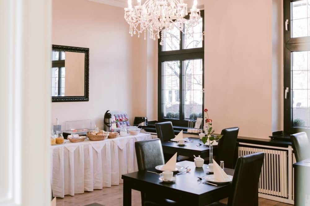 Boutique Hotel Villa Oberkassel - דיסלדורף - מסעדה