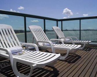 Bourbon Hotel Vitoria - ויטוריה - מרפסת