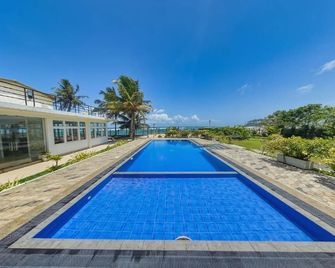 Manara Beach Resort - Beruwala - Piscine