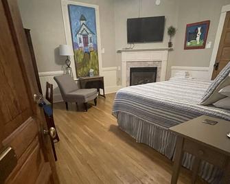 The Rosemary House - Pittsboro - Bedroom