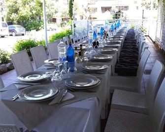 Bed and Breakfast Gigi e Antonella - Porto Rotondo - Restaurant