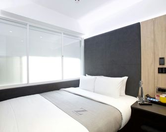 The Z Hotel Tottenham Court Road - London - Bedroom