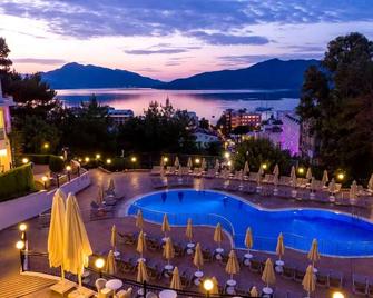 Isla Panorama - Marmaris - Piscina