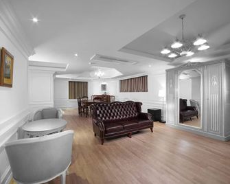 Hillside Hotel Busan - Busan - Phòng khách