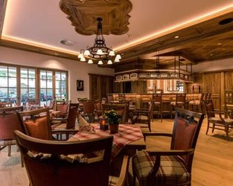 هوتل آند جاستستاتي زوم إردينجر وايسبراو - ميونخ - مطعم