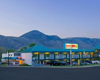 Scott's Inn & Suites - Kamloops - Edifício