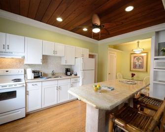 The Key West Suite At Old Colorado Inn - Stuart - Keittiö