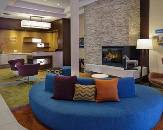 Fairfield Inn & Suites by Marriott Belleville - Belleville - Lounge