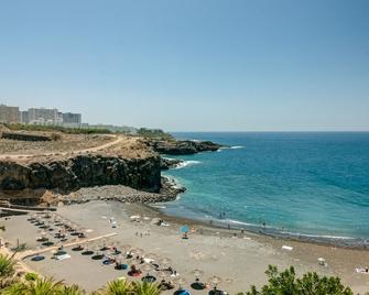 Blue Horizon - Callao Salvaje - Beach