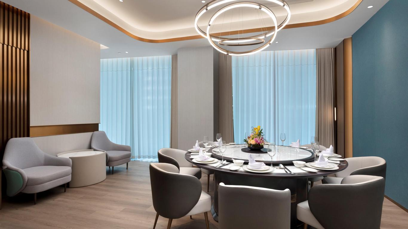 Holiday Inn Shanghai Jing'an By IHG