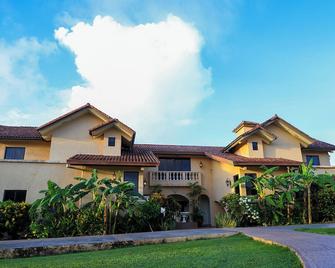 El Regalo Resort - Boca Chica - Edificio