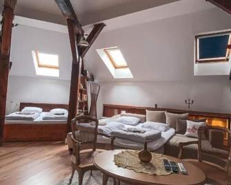 Blue Lotus Apartments - Bratislava - Camera da letto