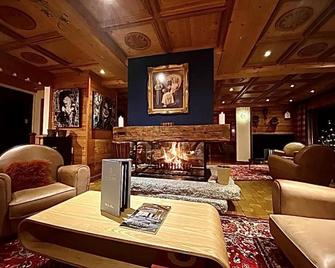 Chalet-Hotel Le Labrador, The Originals Relais - Les Gets