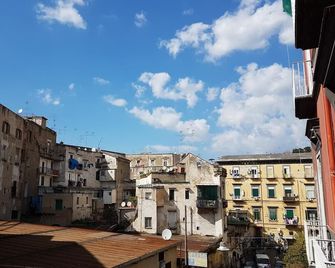 Napul'è - Napoli - Utsikt