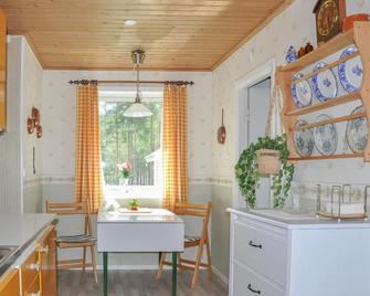 Stunning Home In Säffle With Lake View - Saffle - Essbereich