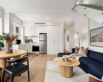 Urban Rest Double Bay Beach - Sydney - Wohnzimmer