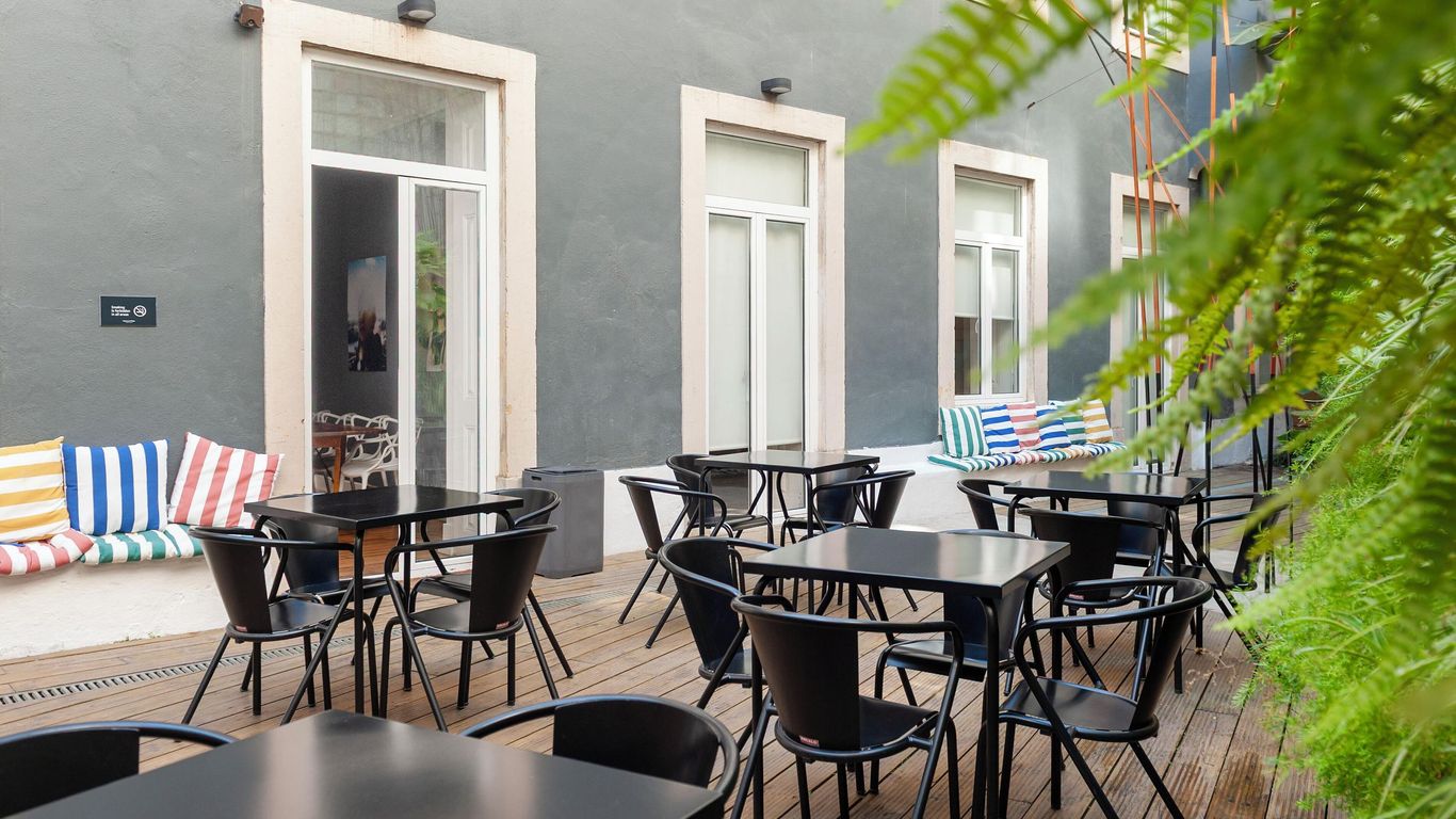 Lisbon Cheese & Wine Suites