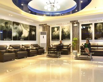 Icon Hotel Timog - Manila - Lobby