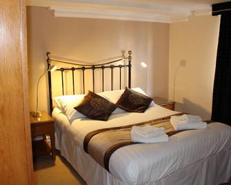 Falcon Hotel - Peterborough - Bedroom
