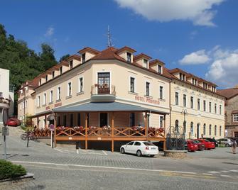 Hotel Podhrad - Hluboká nad Vltavou - Building
