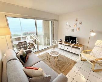 Splendide T2 Archi Cocooning Vue mer 180 - Ploemeur - Living room