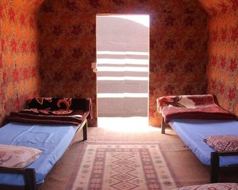 Wadi Rum Protected Area Camp - Wadi Rum - Schlafzimmer