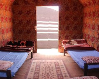 Wadi Rum Protected Area Camp - Wadi Rum - Schlafzimmer