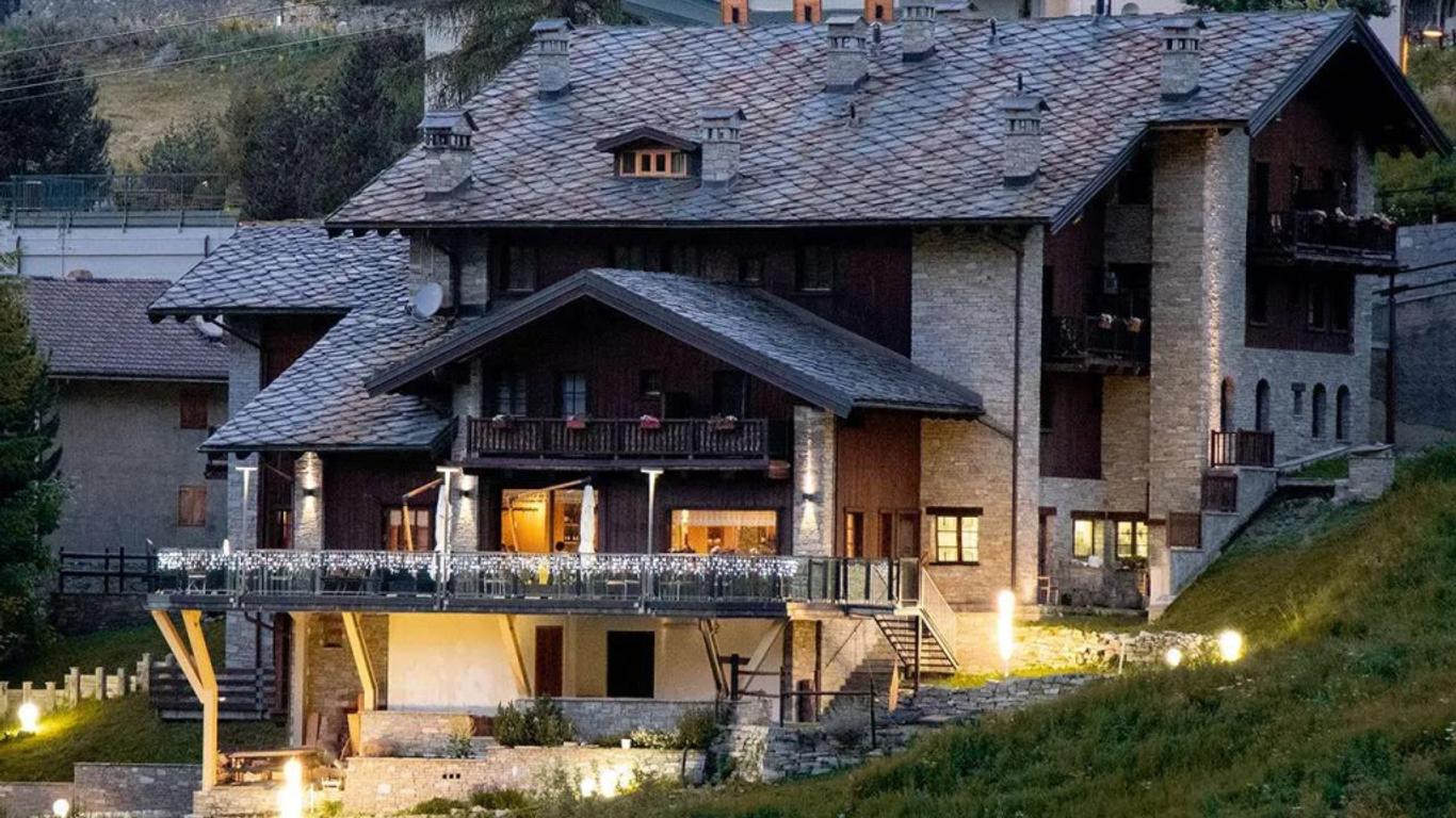 Maison Cly