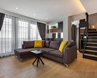Nox Suite - Antalya - Living room