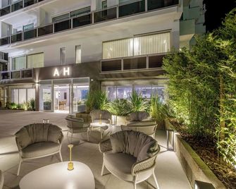 Ambasciatori Suite Hotel - Sottomarina