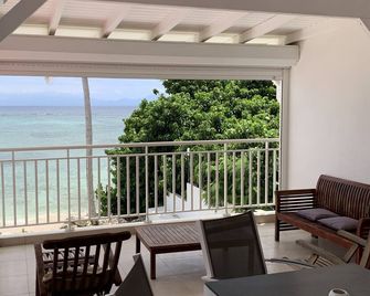 Double room-Standard-Private Bathroom-Sea View - Grand-Bourg - Balcon