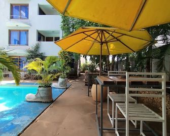 Rock Galana Holiday Apartments - Diani Beach - Bazén