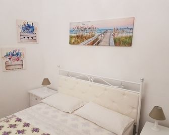 Hotel Central - Milazzo - Habitación