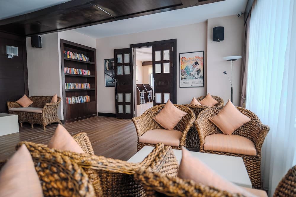 Xperia Grand Bali Hotel - אלניה - סלון