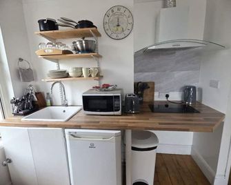 Reef Lodge - Newquay - Kitchen