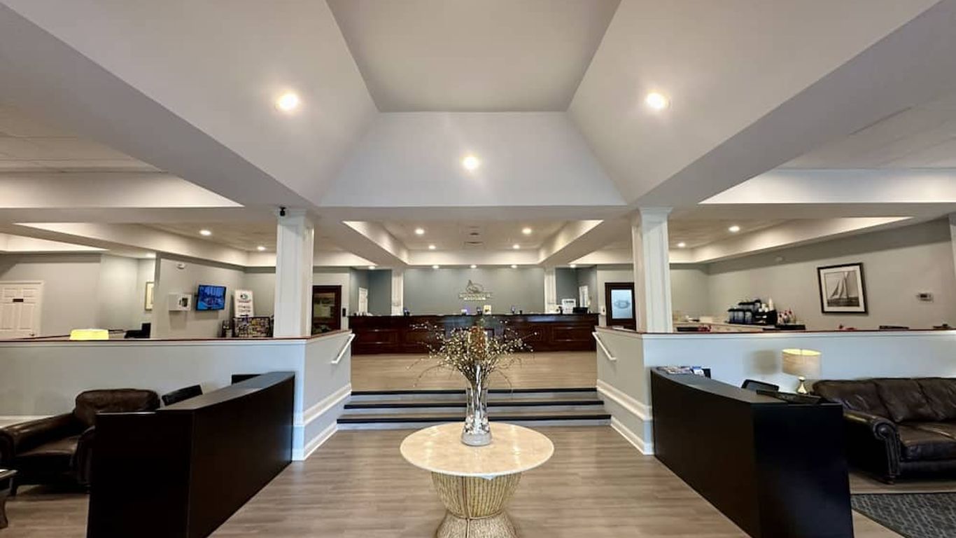 Shipyard by Spinnaker Resorts