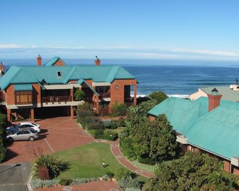Dolphin Dunes Guest House - Wilderness