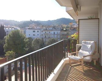 Lets Holidays Quiet Apartment With Pool In Tossa - Tossa de Mar - Balcony