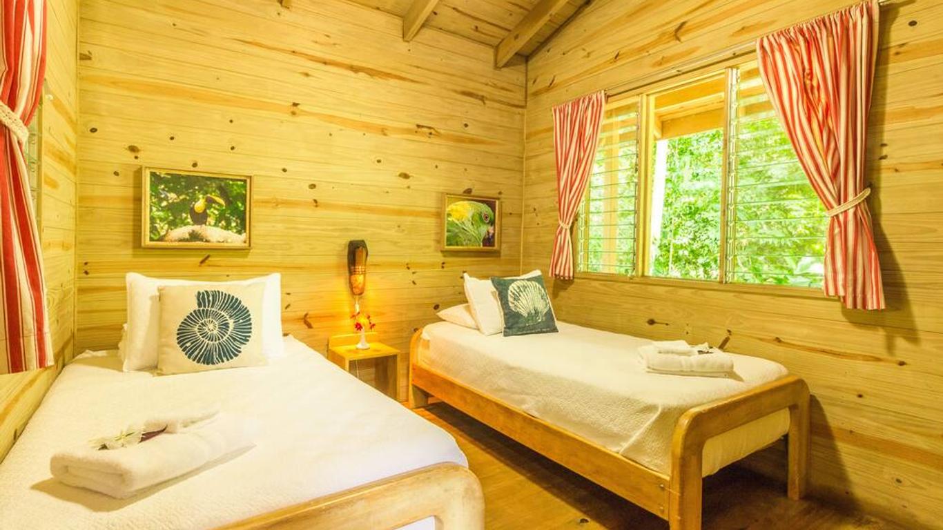 هوتل إل مونو فيليز